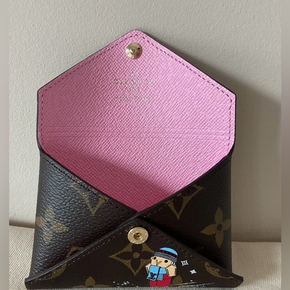 2023 Christmas Kiragami featuring a "Vivienne on a sled" Card Case -LK new - Picture 5 of 12
